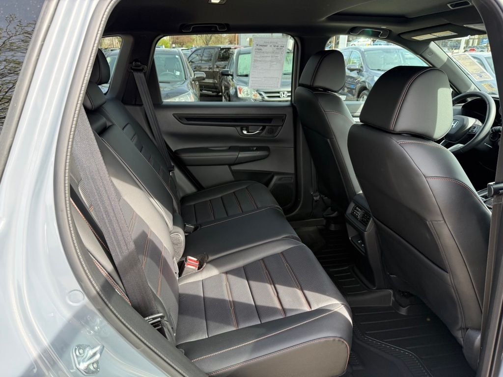 Used 2026 Urban Gray Pearl Honda Sport-L image 18