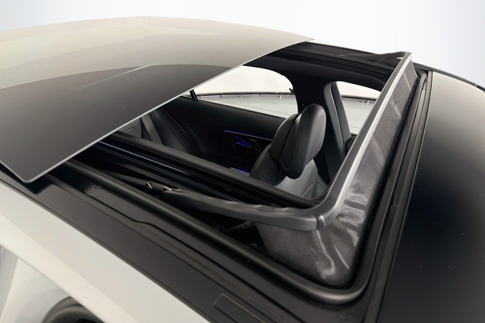 New 2026 MANUFAKTUR Alpine Grey Mercedes-Benz C 300 Sedan image 21