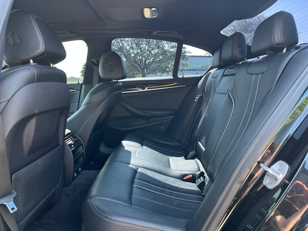 Used 2018 Black BMW 540i xDrive image 24
