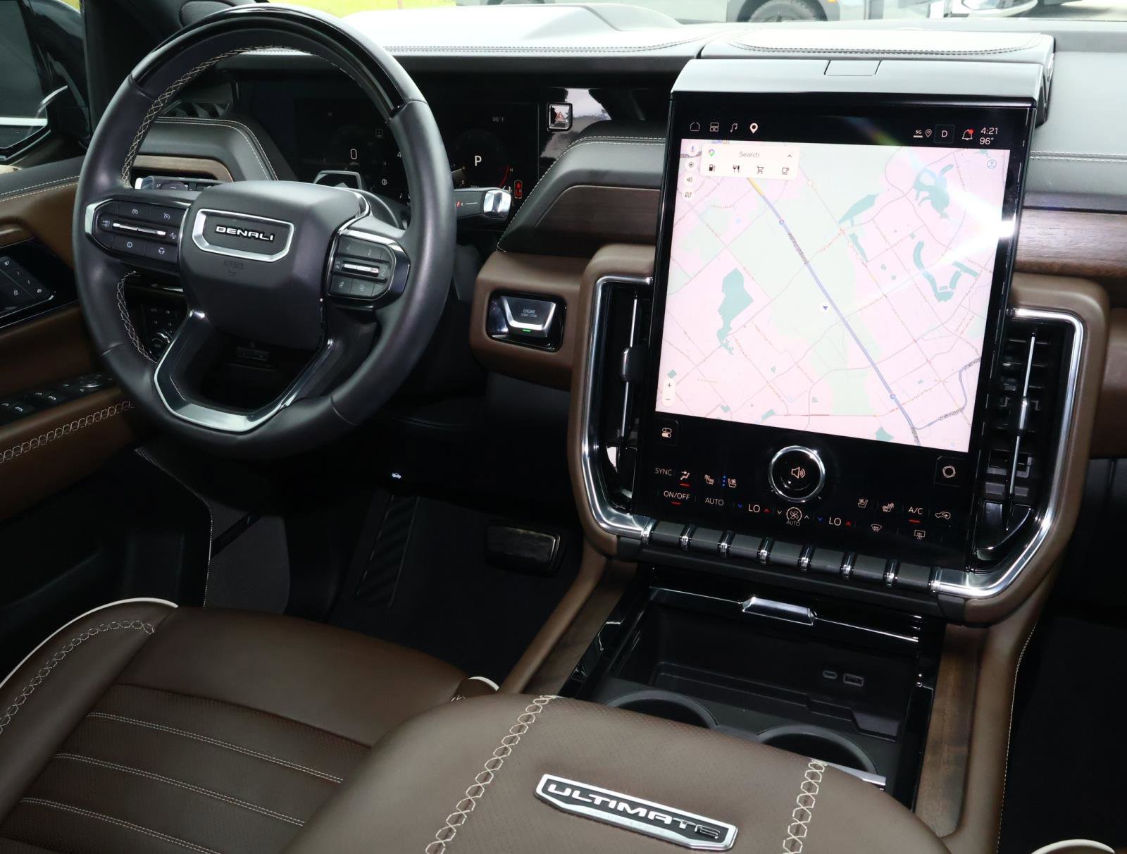 2025 GMC Yukon XL Denali Ultimate - Photo 11