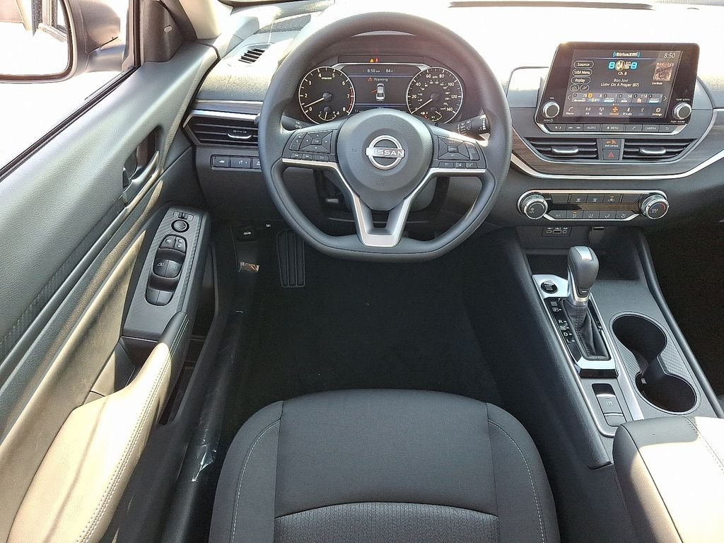 New 2026 Pearl White TriCoat Nissan SV image 7