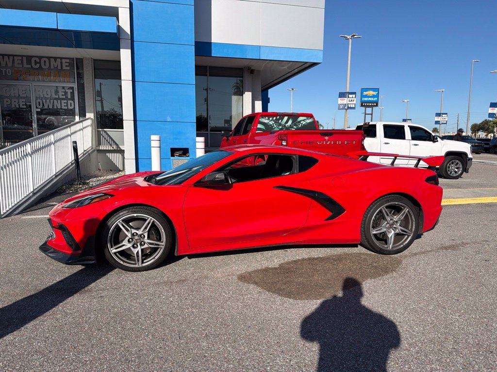 Used 2021 Red Chevrolet Stingray image 3