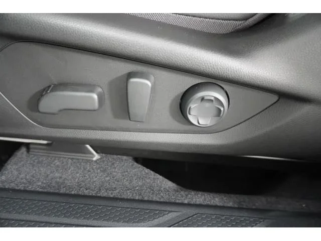 New 2026 ICE SILVER METALLIC Subaru Touring XT image 11