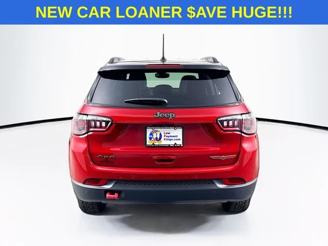New 2026 Red Hot Pearl-Coat Exterior Paint Jeep Trailhawk image 6