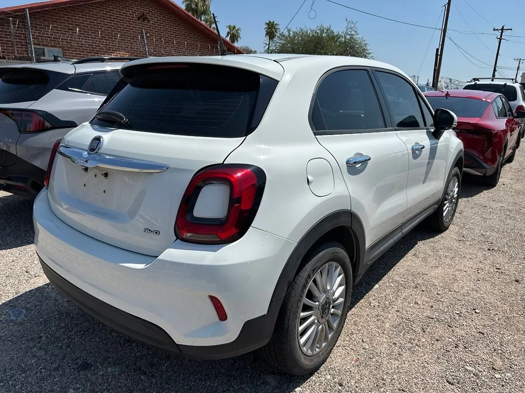 Used 2021 White FIAT Pop image 12