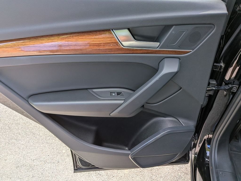 Used 2023 Black Audi 40 Premium image 28