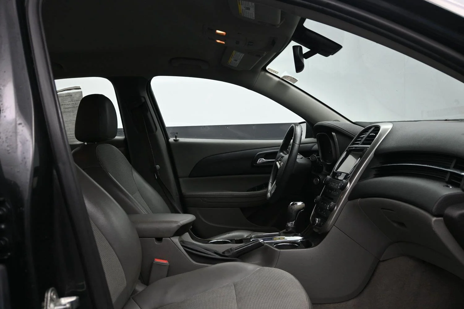 Used 2015 ASHEN GRAY METALLIC Chevrolet LT image 7