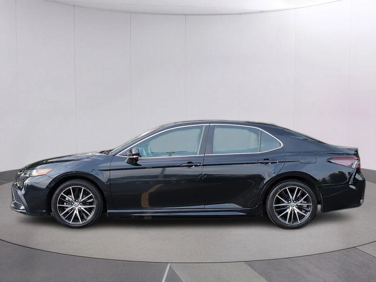 Used 2024 Midnight Black Metallic Toyota SE image 2