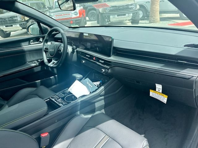 New 2026 Steel Matte Gray Kia GT image 30