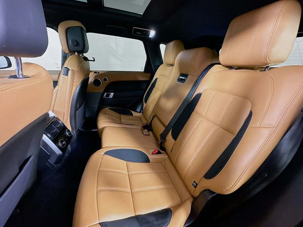 Used 2020 Green Land Rover HSE Dynamic image 23