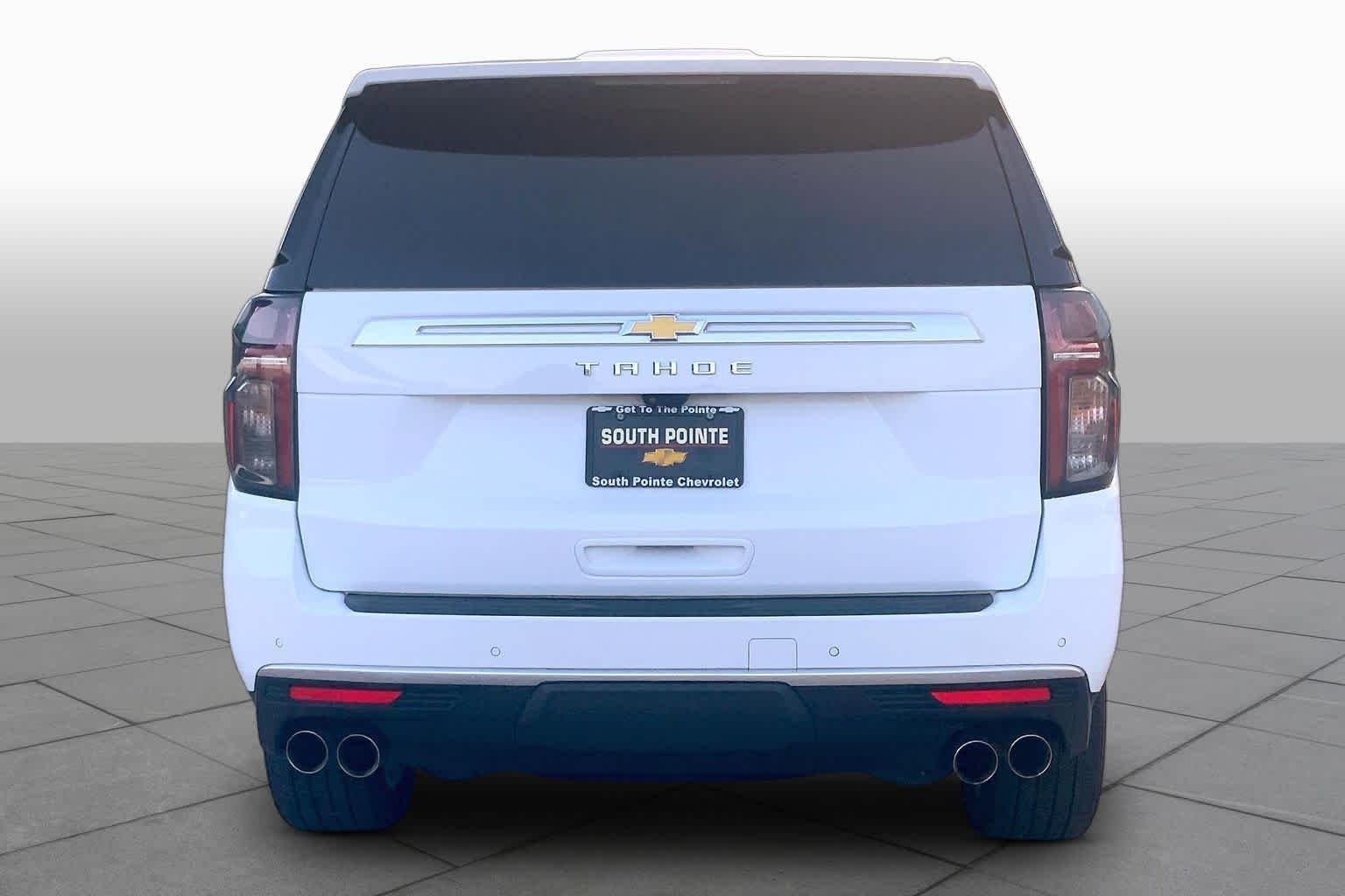 Used 2024 Summit White Chevrolet High Country image 4