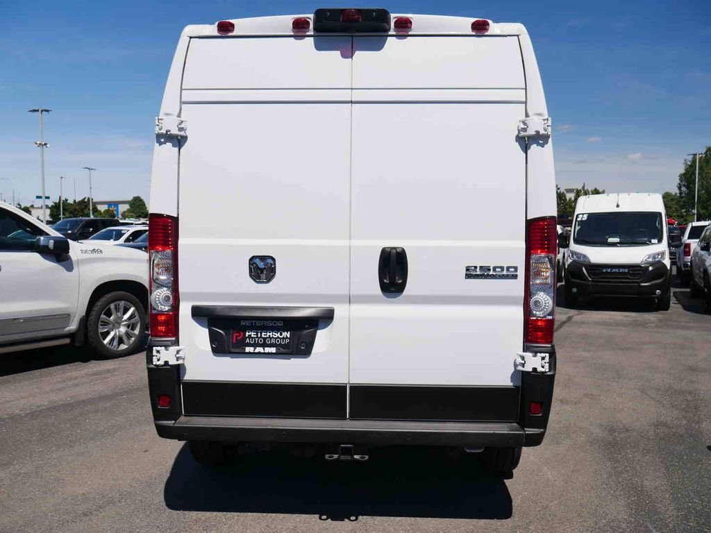New 2026 Bright White Clear-Coat Exterior Paint RAM  image 7