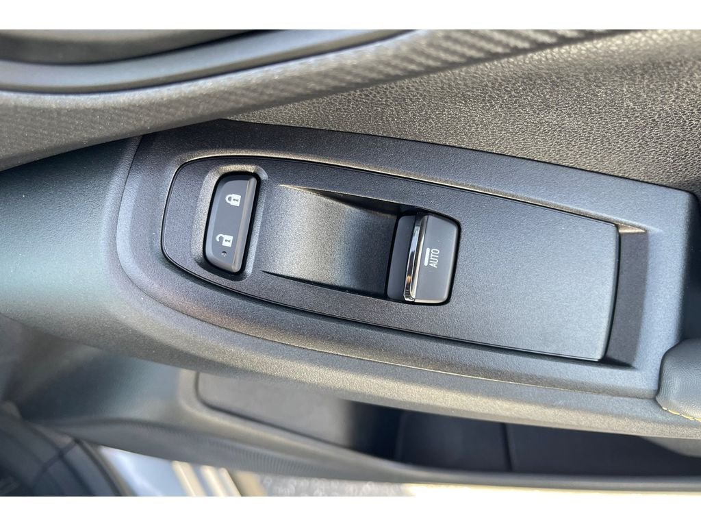 Used 2025 Ice Silver Metallic Subaru Sport image 22