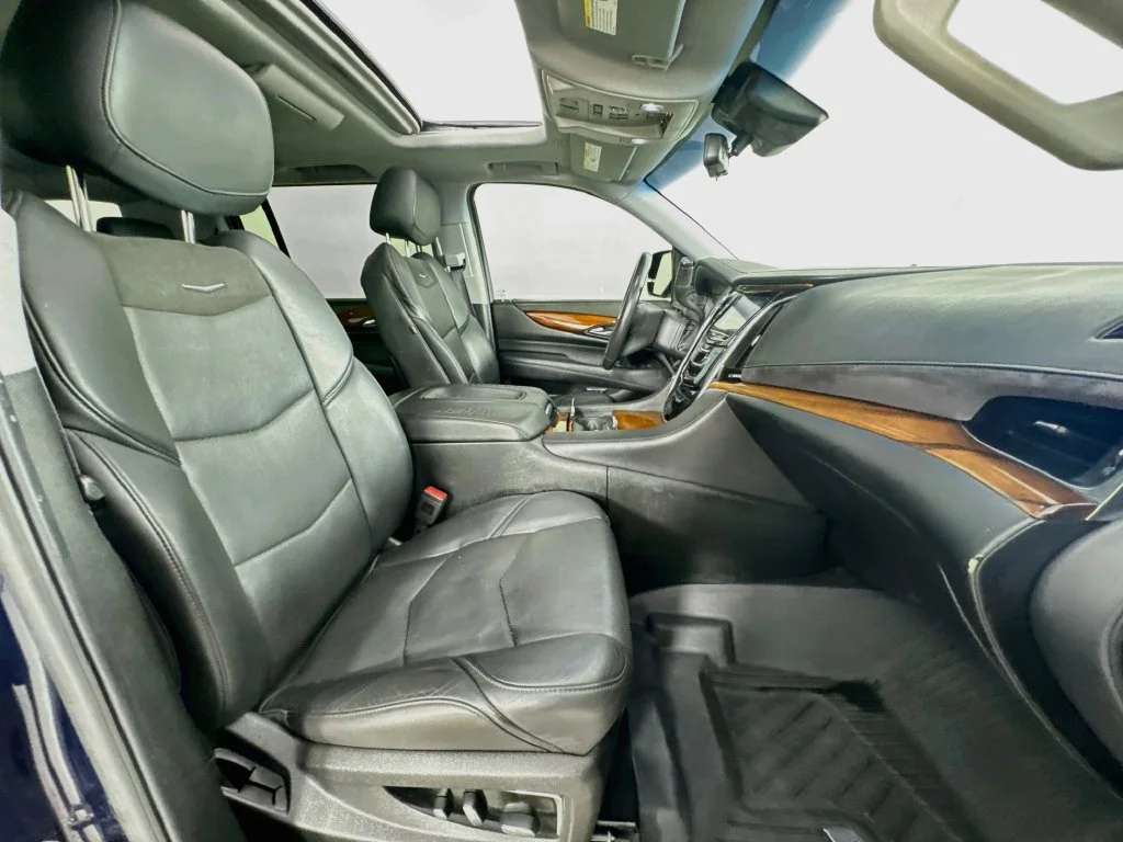 Used 2017 Blue Cadillac Premium image 39
