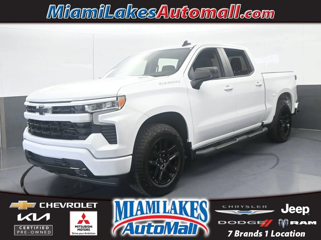 Used 2026 Summit White Chevrolet RST image 1