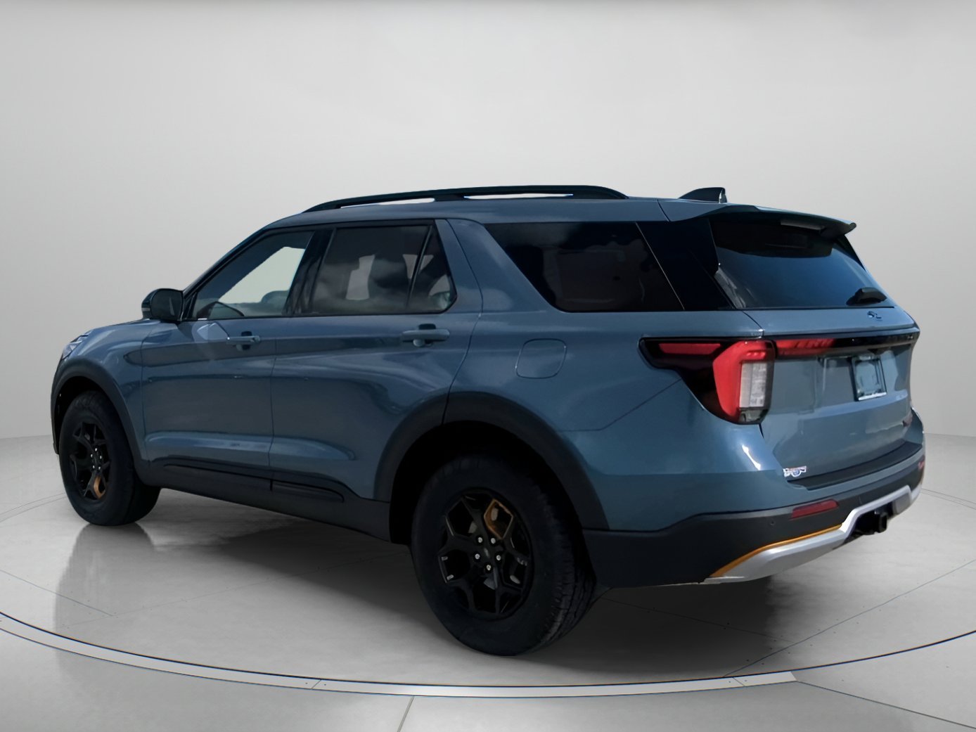 New 2026 Vapor Blue Metallic Ford Tremor® image 17