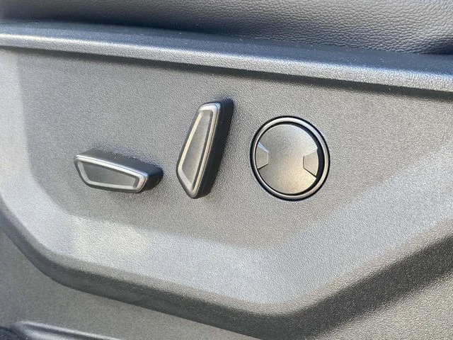 2025 Ford F-150 Lariat - Photo 13