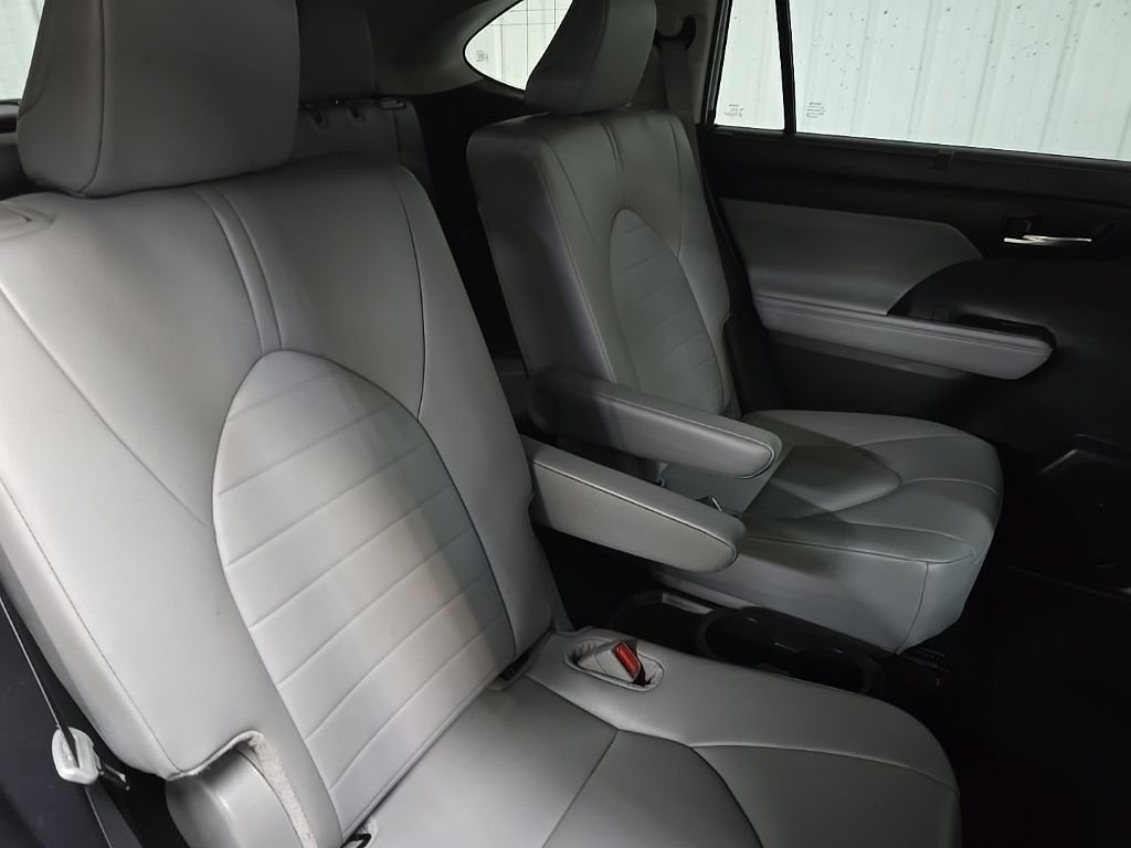 Used 2024 Black Toyota XLE image 17
