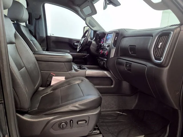 Used 2019 BLACK Chevrolet LTZ image 13