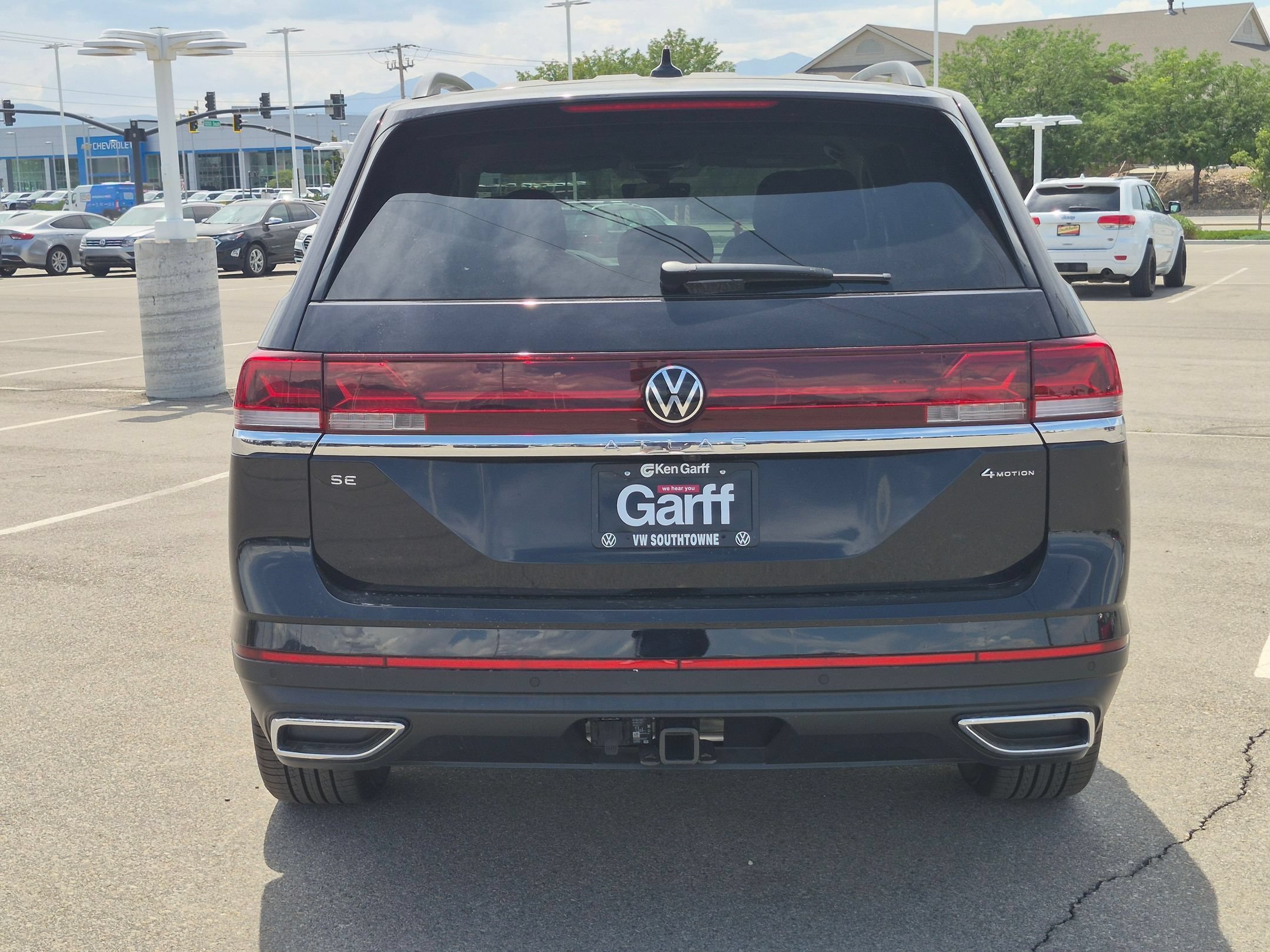 New 2026 Deep Black Pearl Volkswagen 2.0T SE w/Technology image 4
