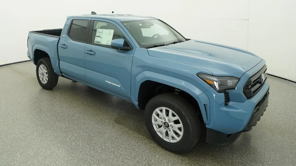 New 2026 Heritage Blue Toyota SR5 image 19