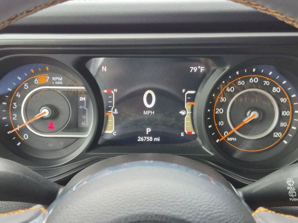 Used 2024 White Jeep Sahara image 16