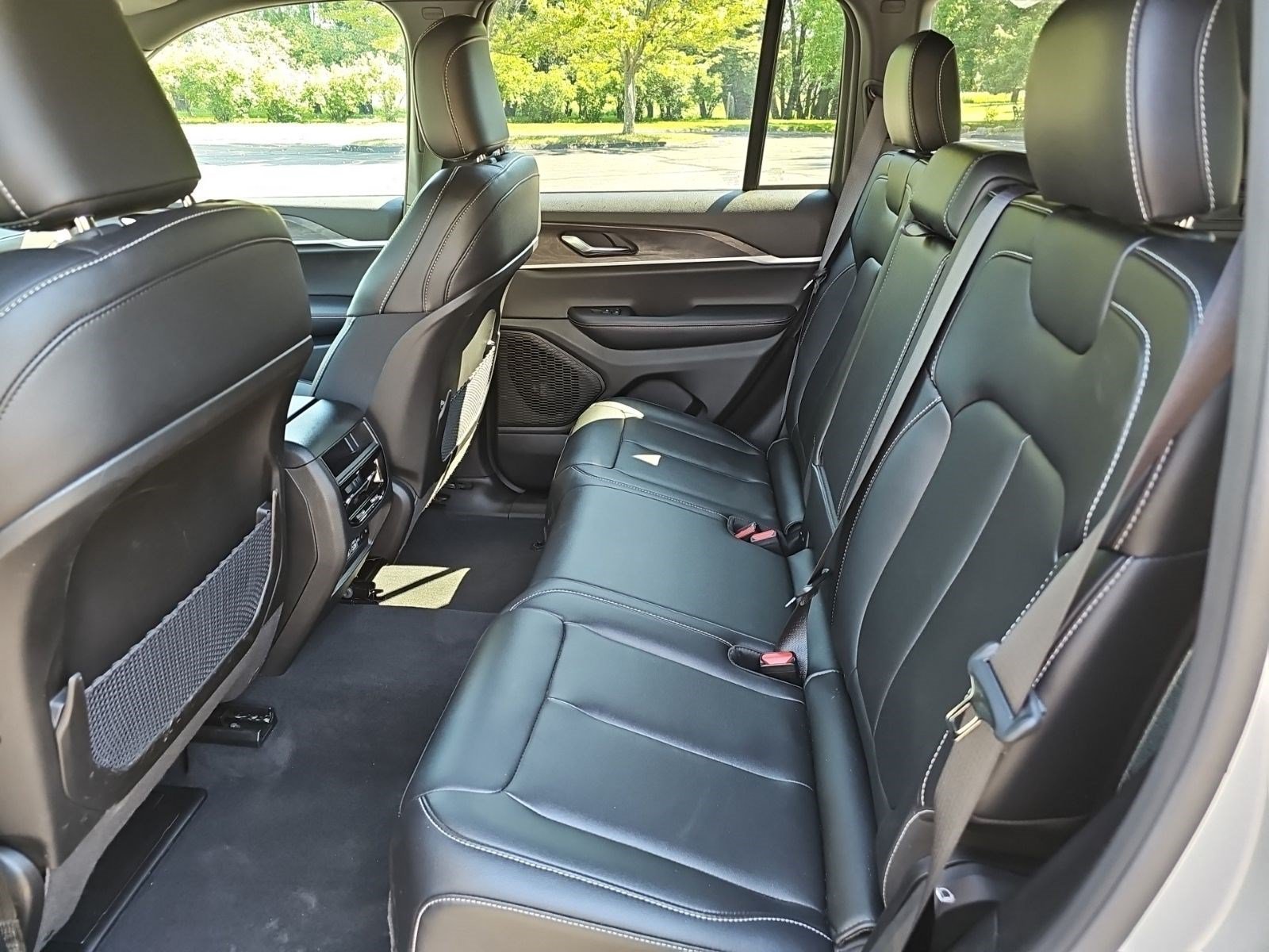 Certified Used 2025 Silver Zynith Jeep Limited image 16