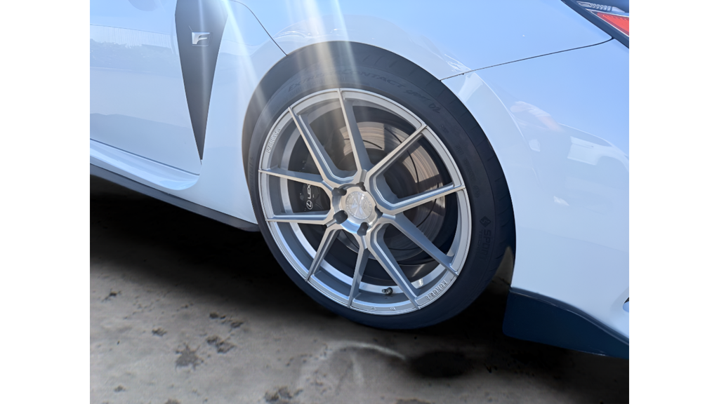 Used 2015 White Lexus F image 16