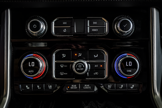 Used 2024 Black GMC Denali image 16