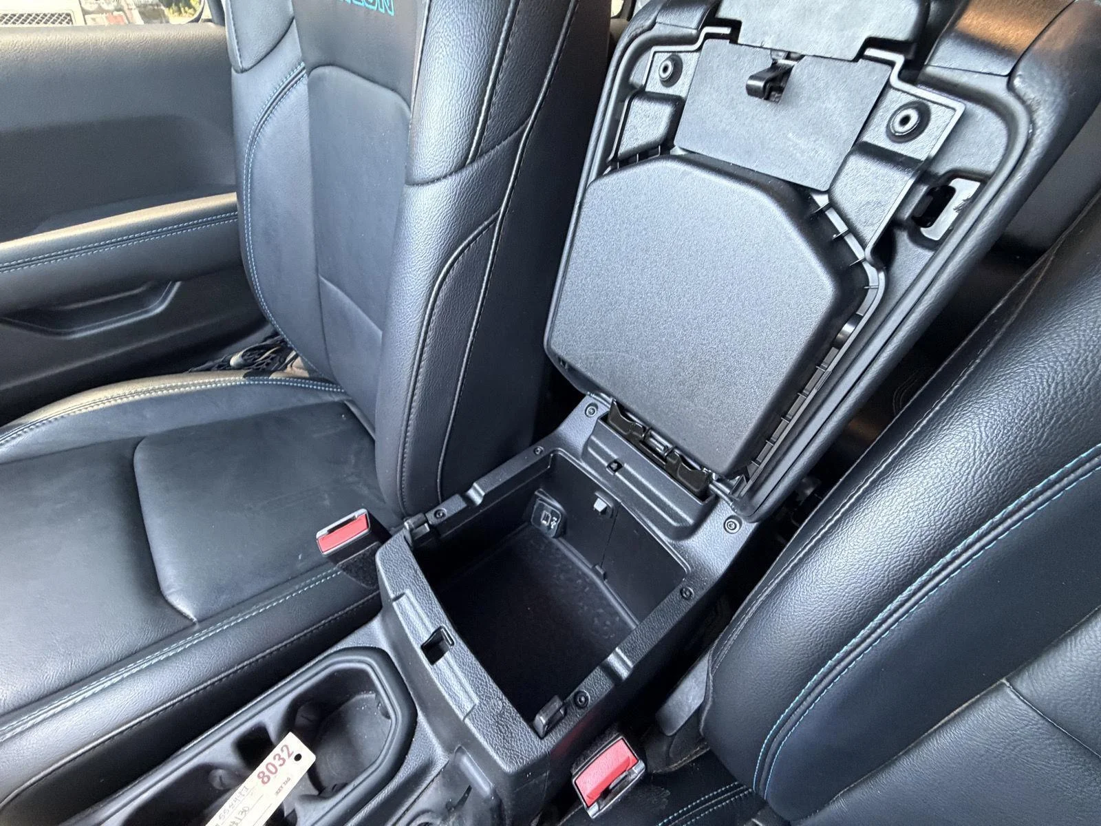 Used 2023 Bright White Jeep Rubicon image 15