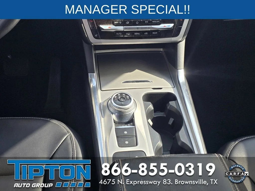 Used 2022 White Ford XLT image 18