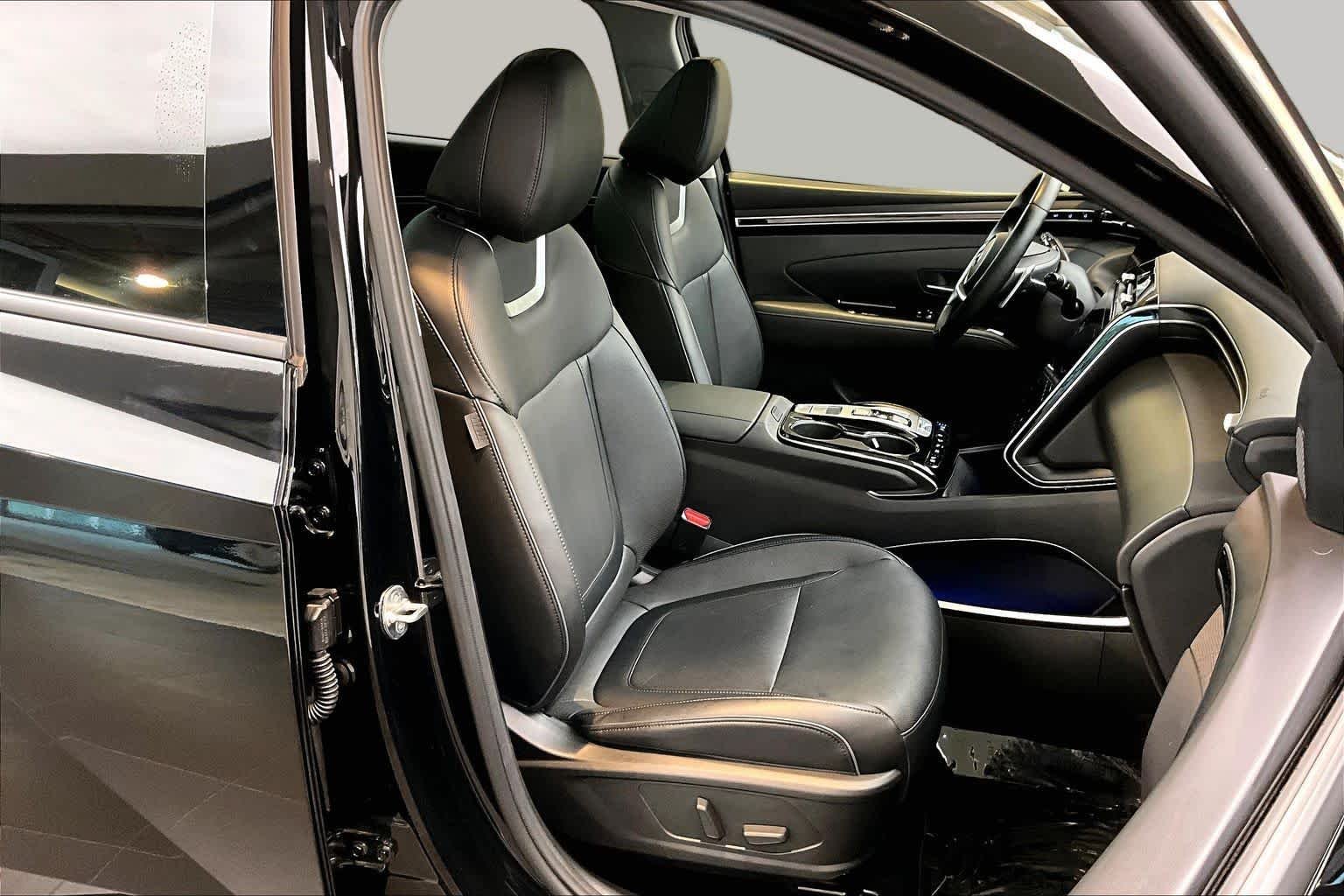 Used 2024 Black Pearl Hyundai Limited image 8