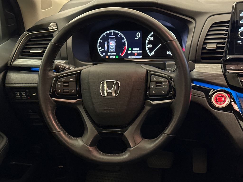 2025 Honda Odyssey Elite - Photo 14