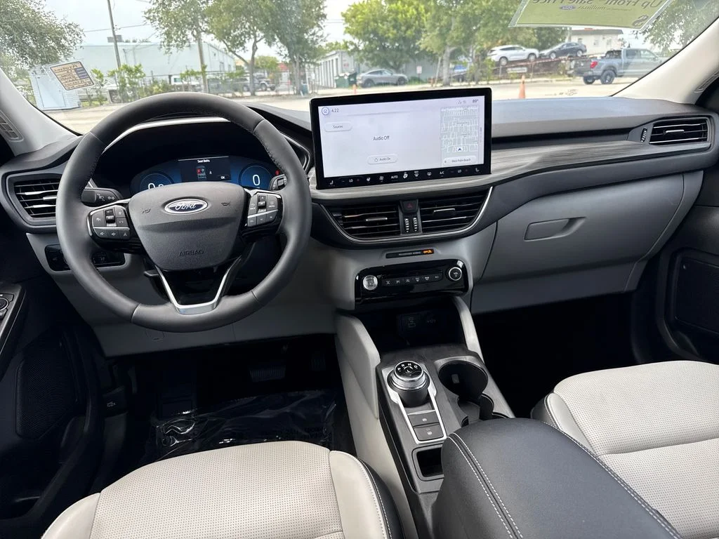 Certified Used 2023 Gray Ford Platinum image 6