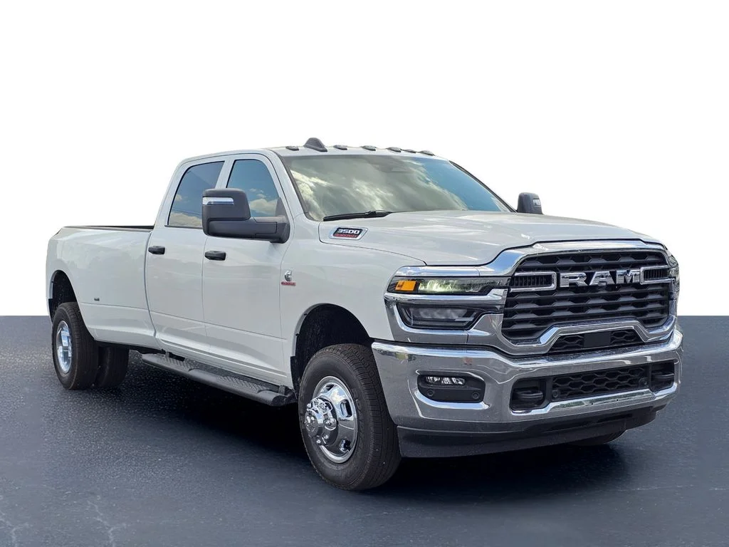 New 2026 Bright White Clear-Coat Exterior Paint RAM Tradesman image 5