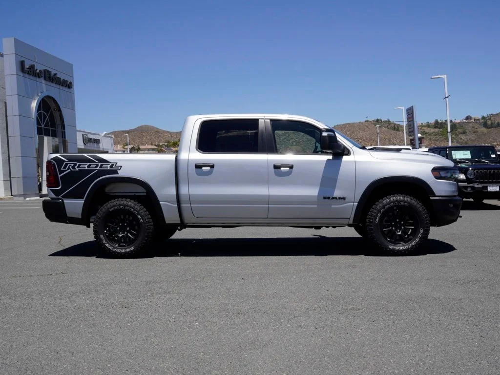 New 2026 Silver Zynith Exterior Paint RAM Rebel image 2