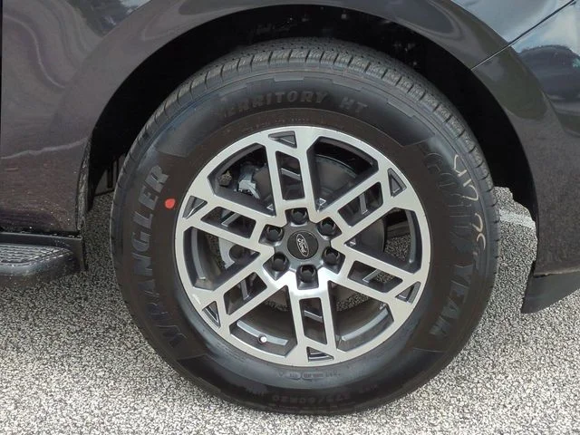 New 2026 Dark Matter Gray Metallic Ford MAX Active image 11