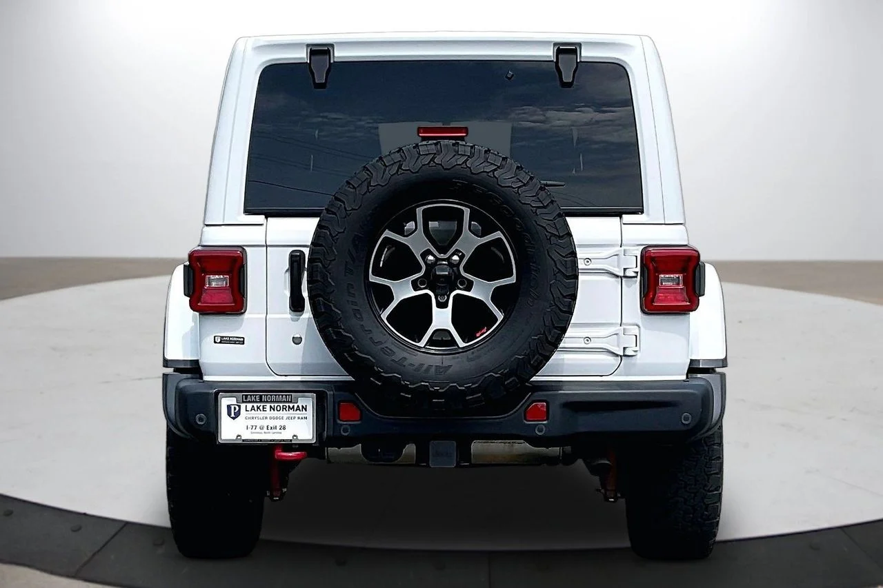 Certified Used 2018 White Jeep Rubicon image 7
