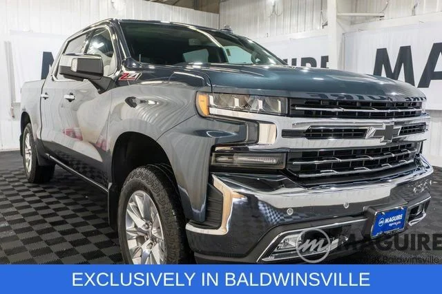 Used 2019 SHADOW GRAY METALLIC Chevrolet LTZ image 4