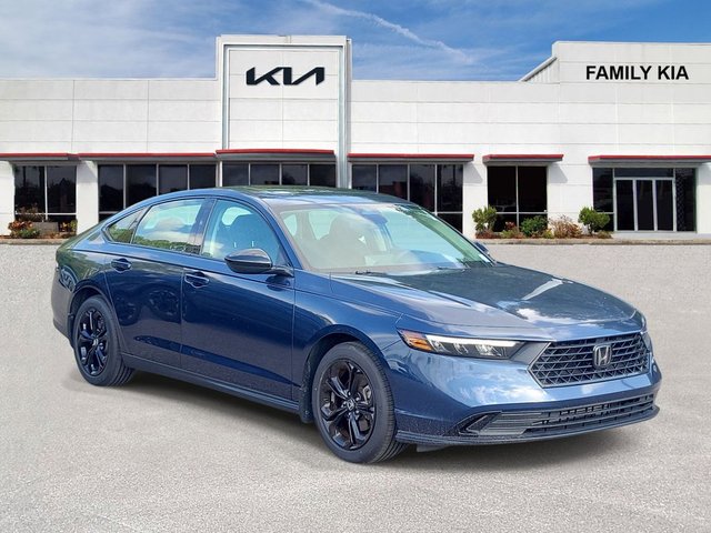 2025 Honda Accord SE
