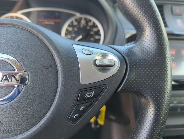 Used 2019 Gray Nissan S image 39