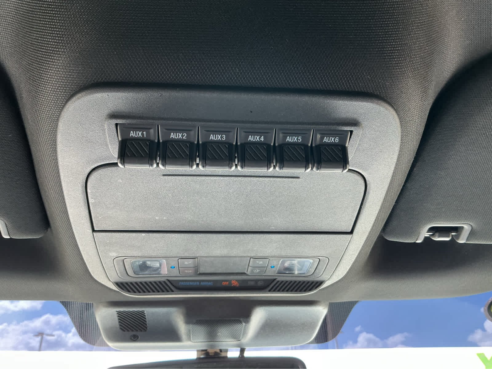 Used 2022 Stone Gray Metallic Ford Tremor image 26