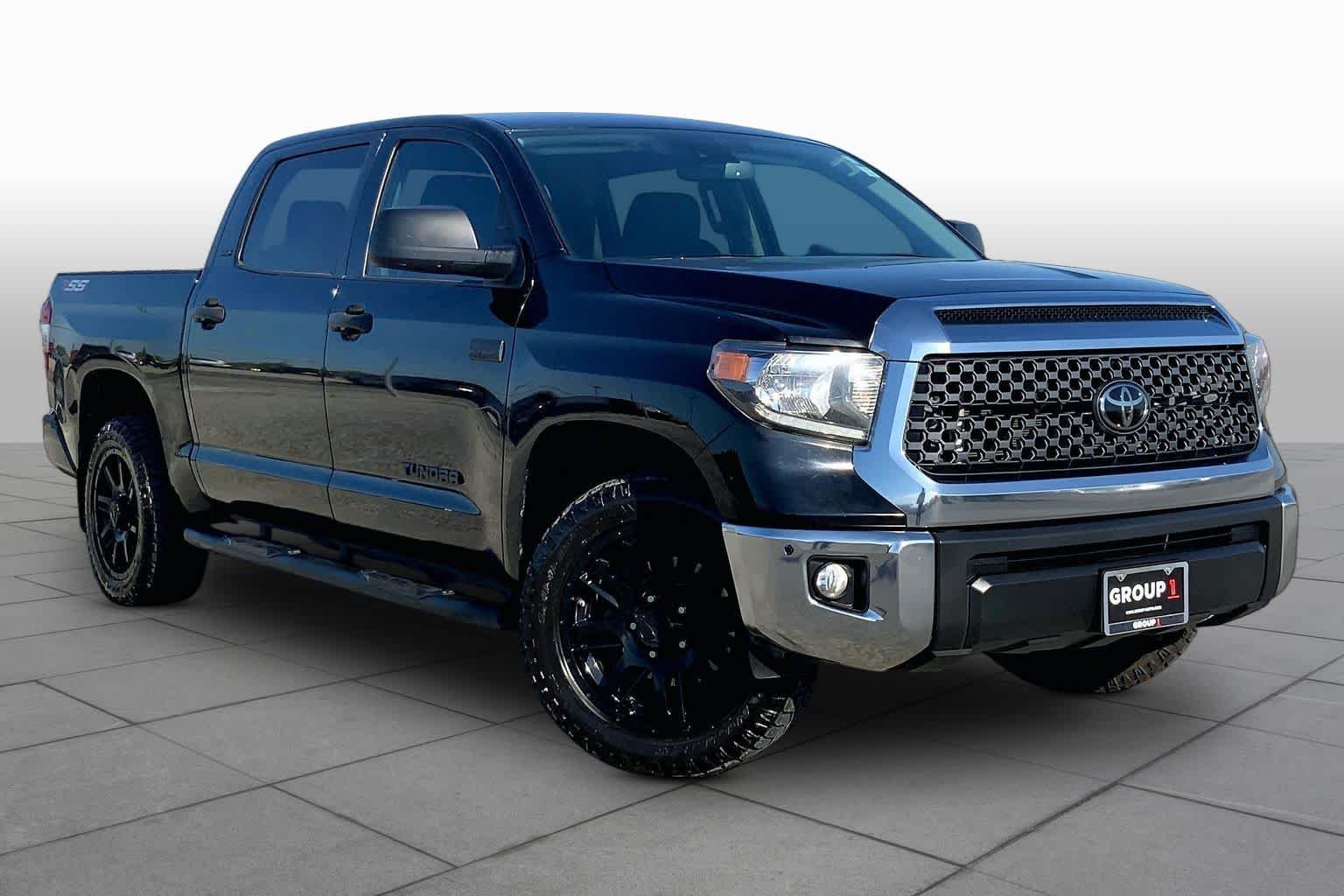 Used 2021 Midnight Black Metallic Toyota SR5 image 3