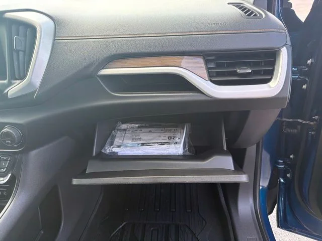Used 2019 Blue Emerald Metallic GMC SLE image 36