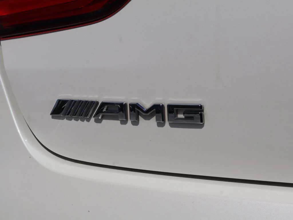 Used 2019 designo Diamond White Metallic Mercedes-Benz GLE 43 AMG® image 9