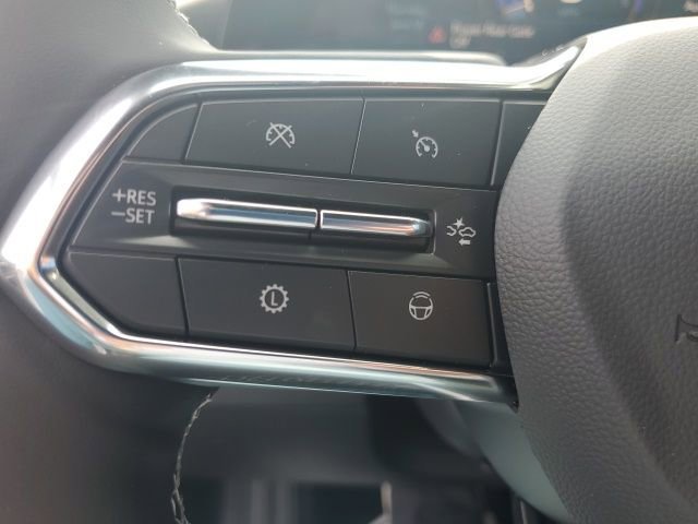 2025 Chevrolet Traverse LT - Photo 24