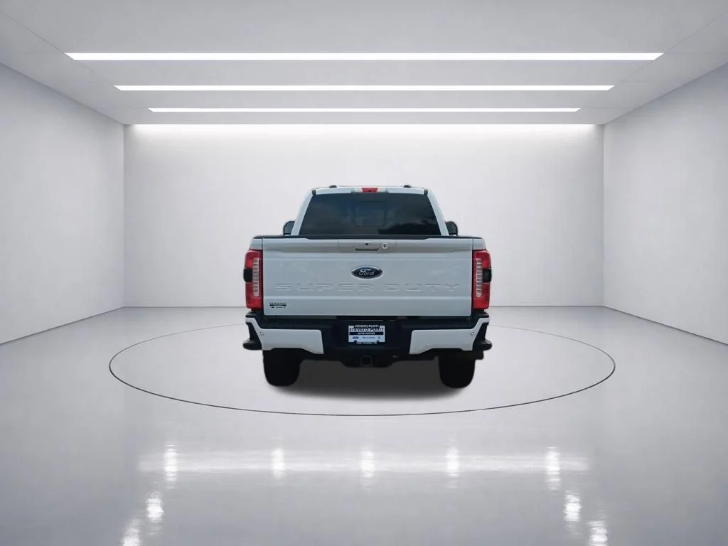 Used 2024 Oxford White Ford XLT image 5