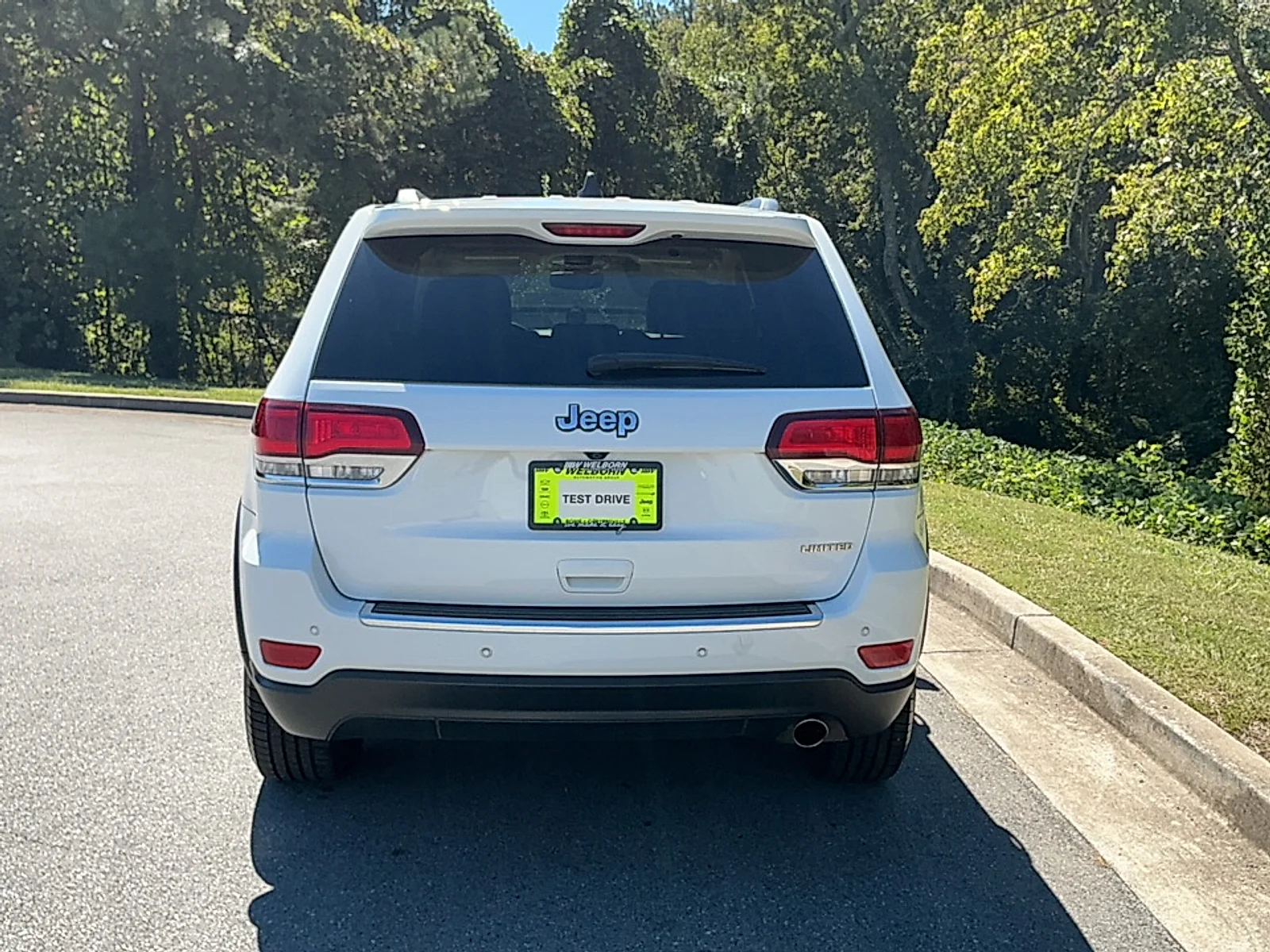 Used 2020 Bright White Clearcoat Jeep Limited 4x2 image 17