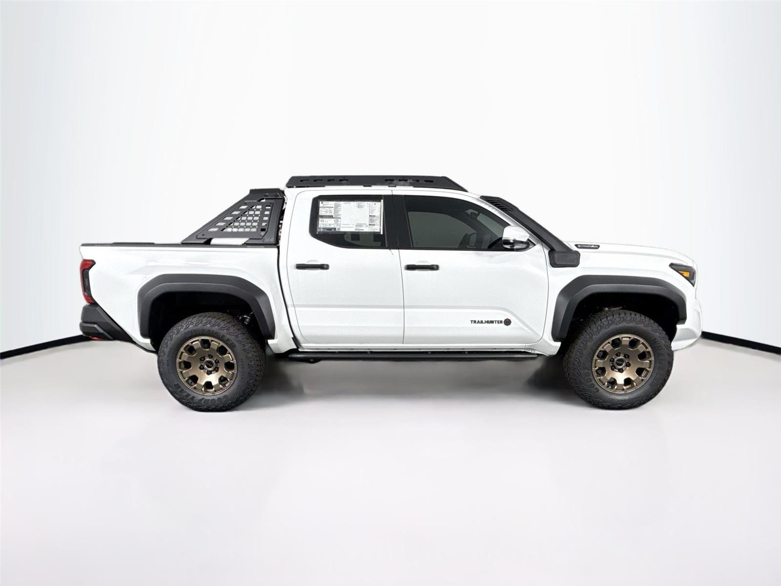 New 2026 Ice Cap Toyota Trailhunter HV image 11