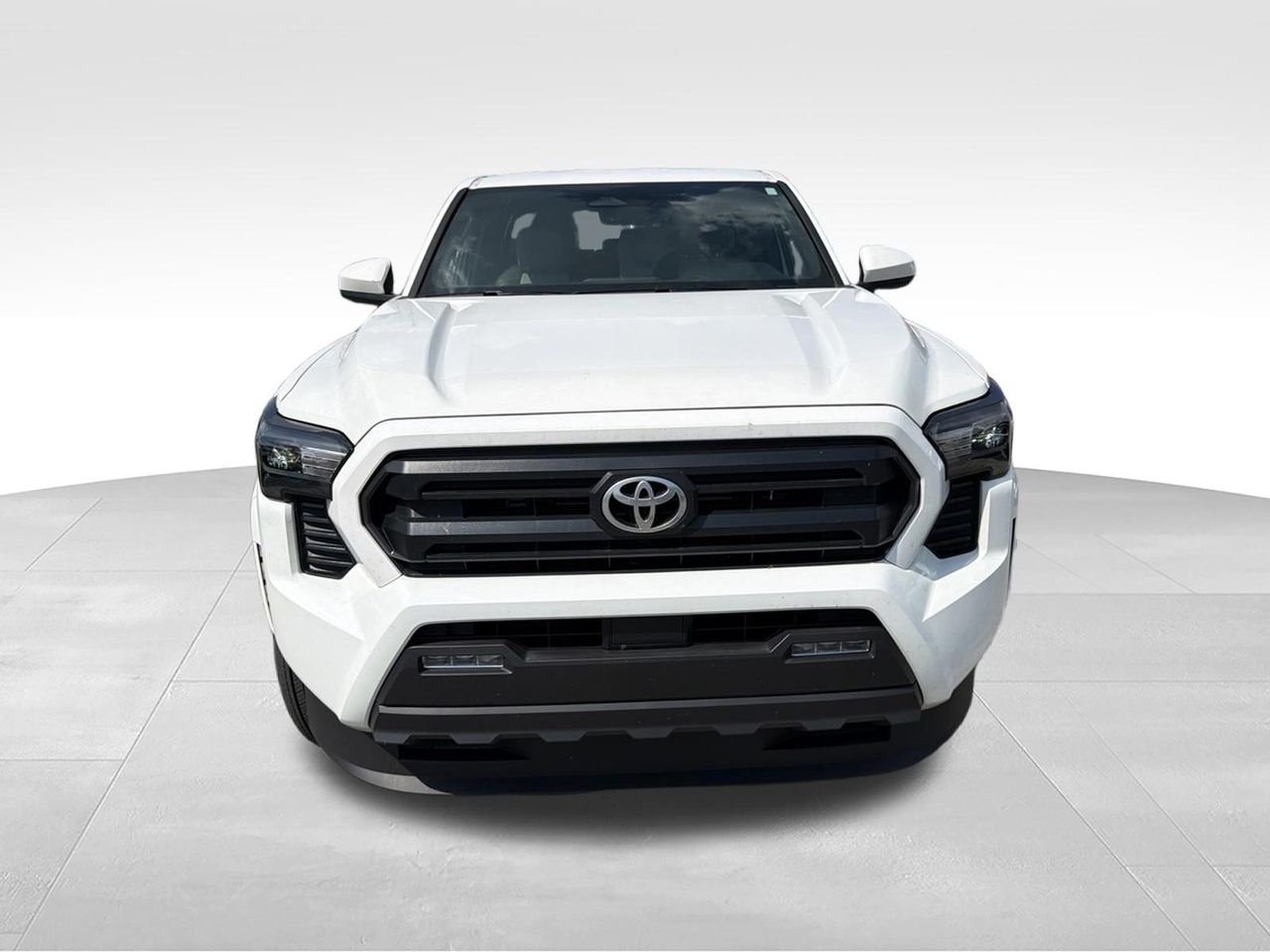 Certified Used 2025 White Toyota SR5 image 2